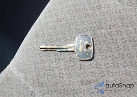 1999 Toyota Corolla Ce from USA, damaged, VIN 1NXBR12E2XZ175832